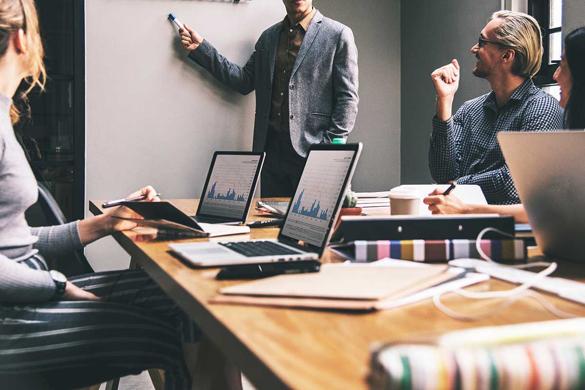 Atelier de formation professionnelle Primovia avec des participants en entreprise